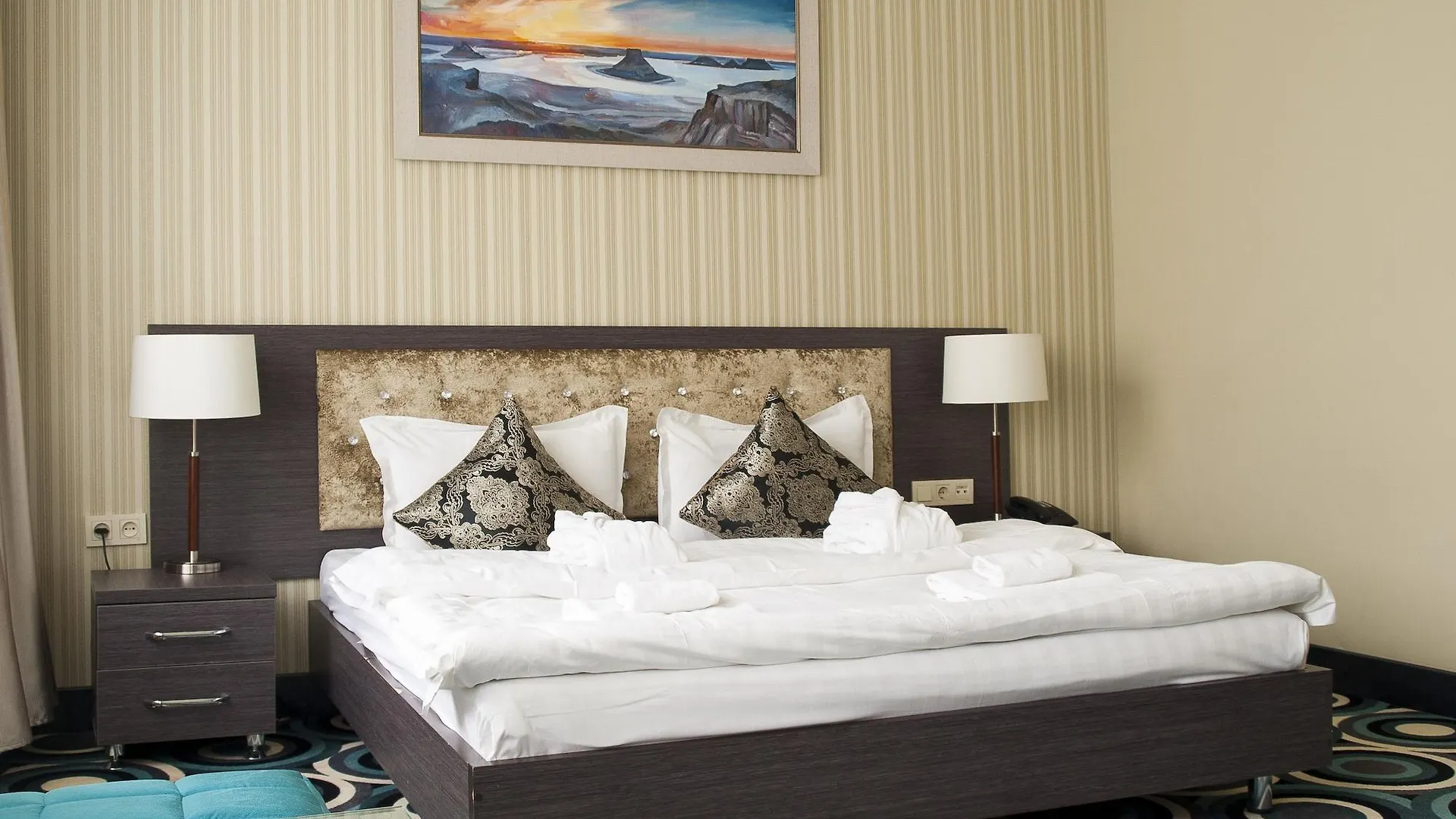 Mildom Hotel Almaty