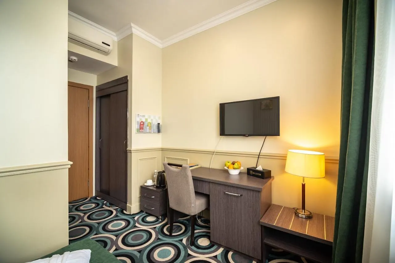 Mildom Hotel Almaty 3*,
